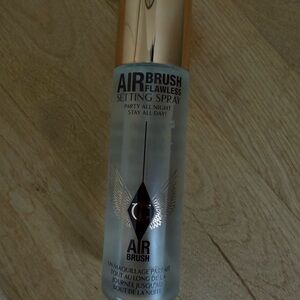 Brand New Charlotte Tilbury Airbrush Flawless Setting Spray